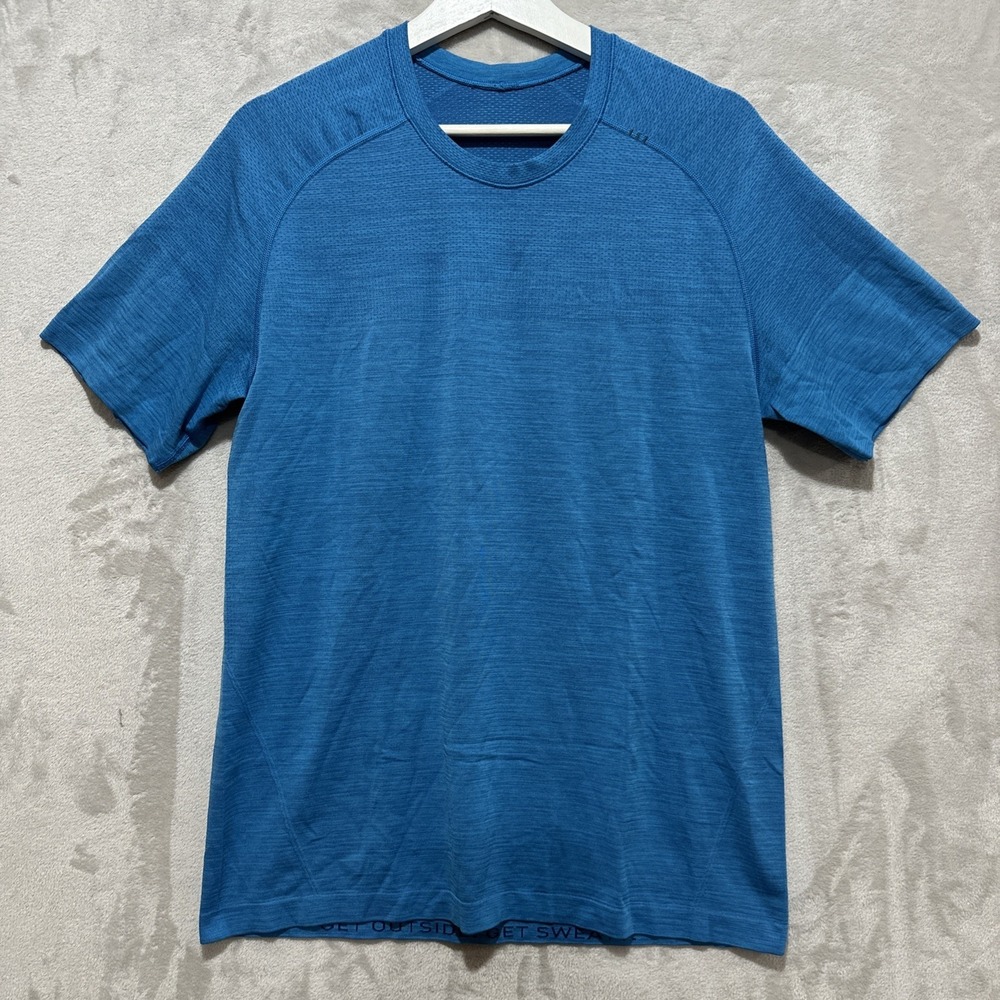 Lululemon Metal Vent Shirt Mens‎ M Blue Tech Seamless Crew Workout